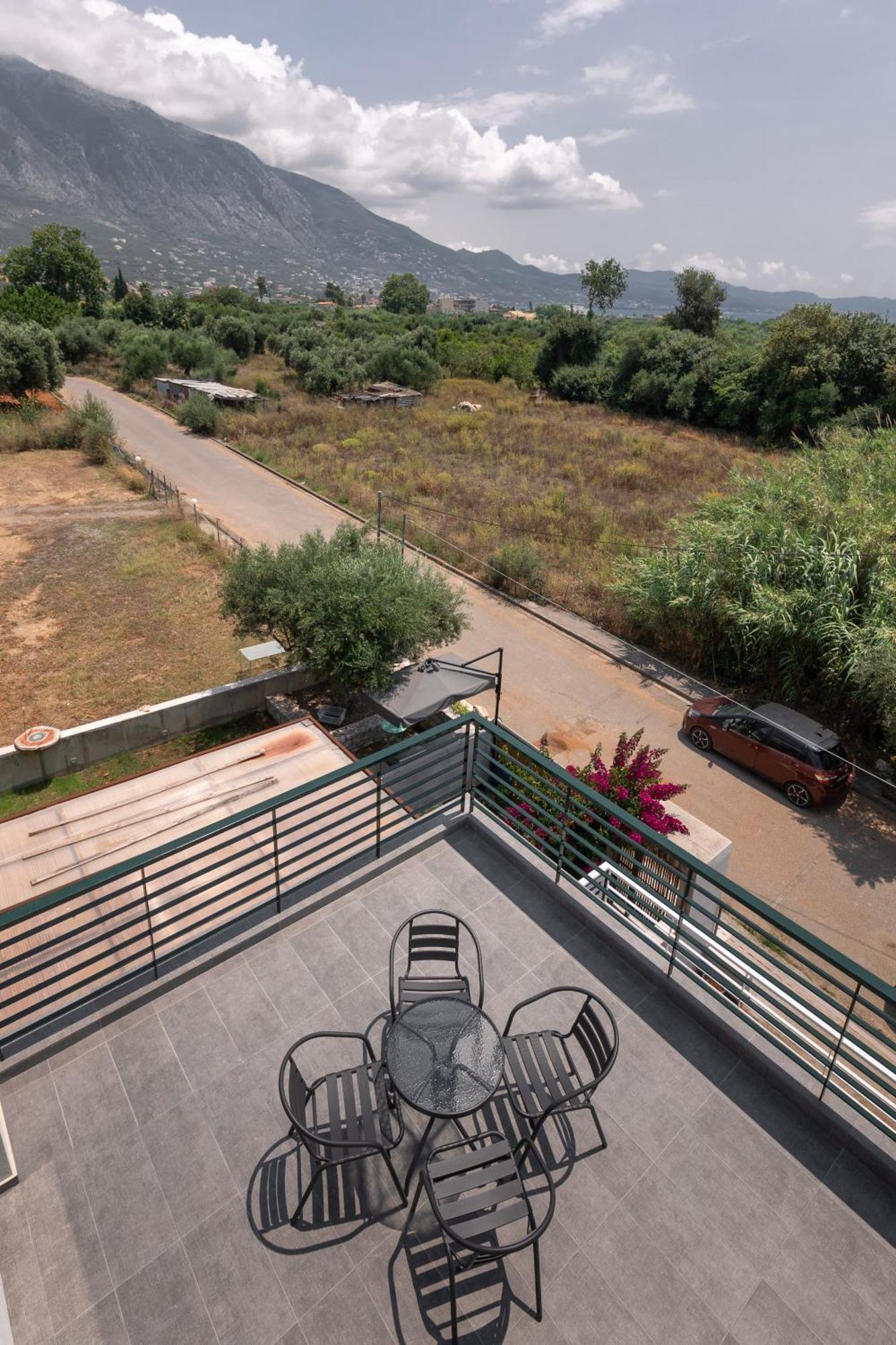 Pagani - Luxury Maisonette B3 *